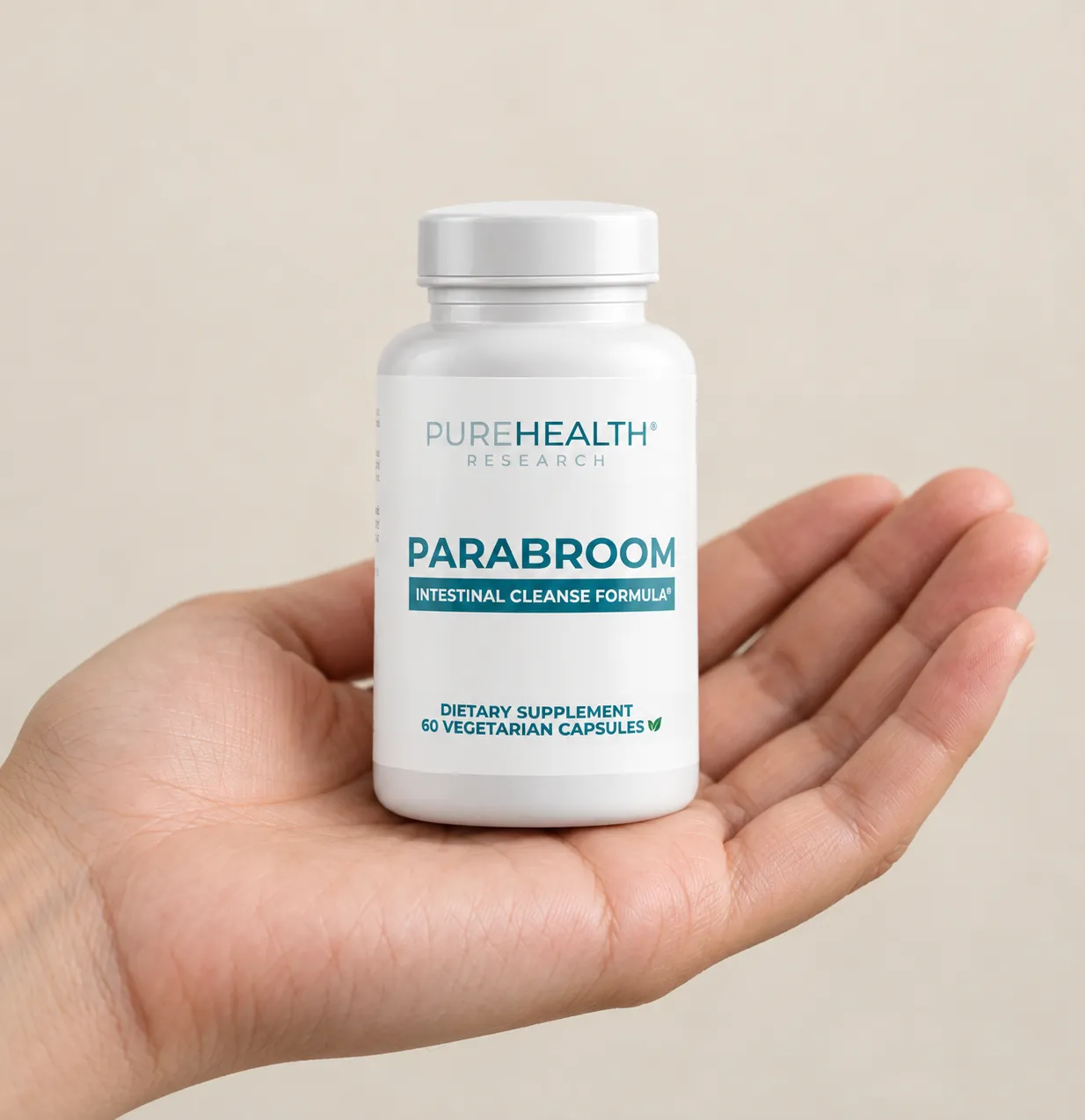 Parabroom WW — the package held in a hand